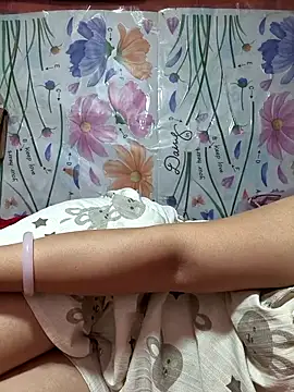 Snapshot of liu-liusexy chatting on April 11, 2026, 7:45 am liu-liusexy online show from April 11, 2026, 7:45 am