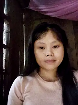 Snapshot of omiu-baby chatting on May 9, 2026, 12:49 am omiu-baby online show from May 9, 2026, 12:49 am