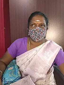 Snapshot of umashreetamil chatting on February 7, 2026, 1:48 pm umashreetamil online show from February 7, 2026, 1:48 pm