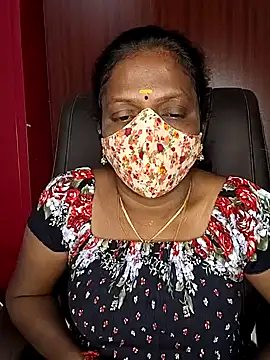 Snapshot of umashreetamil chatting on February 12, 2026, 2:01 pm umashreetamil online show from February 12, 2026, 2:01 pm
