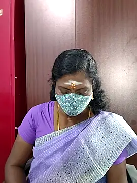 Snapshot of umashreetamil chatting on February 13, 2026, 3:02 am umashreetamil online show from February 13, 2026, 3:02 am