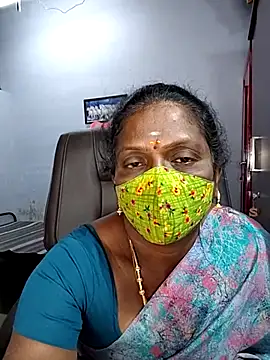 Snapshot of umashreetamil chatting on February 19, 2026, 6:26 pm umashreetamil online show from February 19, 2026, 6:26 pm