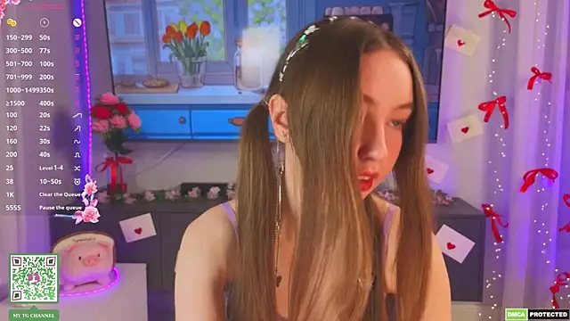 ElfredaTupy online show from March 28, 2026, 7:57 pm