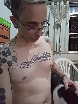 dinho carioca online show from February 25, 2026, 4:44 am