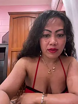 Lindarossyta online show from July 19, 2026, 7:17 pm