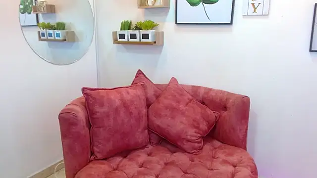 Aliciacute   online show from February 10, 2026, 8:13 pm