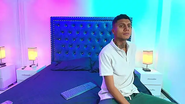 Damian and roxanne online show from September 14, 2025, 12:37 pm