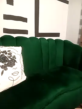 mojeemore online show from April 8, 2026, 7:03 pm