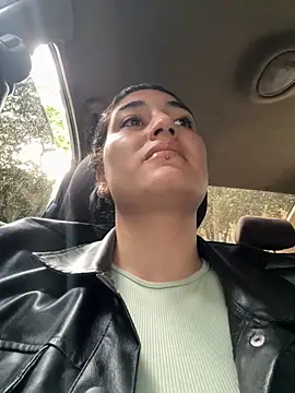 Snapshot of Scarlett_12 chatting on October 18, 2025, 11:55 am Scarlett 12 online show from October 18, 2025, 11:55 am