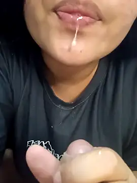 Scarleth horny online show from September 16, 2025, 4:02 am