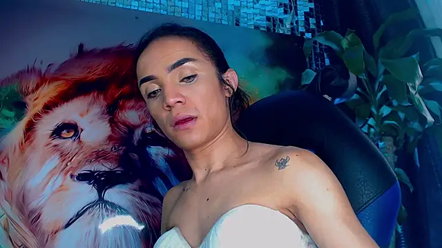 Cristal Gem1 online show from December 3, 2025, 12:14 pm