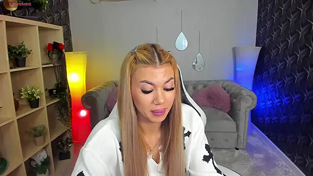 xPuka online show from December 4, 2025, 6:16 pm