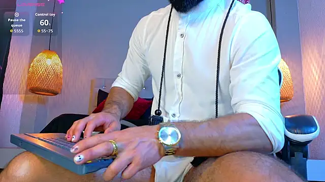 Thaiel Fosteer online show from October 1, 2025, 7:03 am