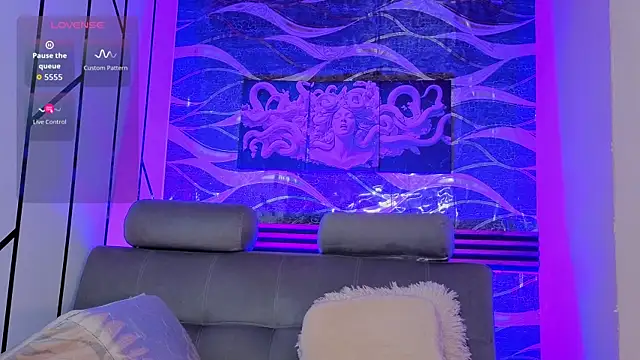 oliver mr  online show from April 14, 2026, 1:28 pm