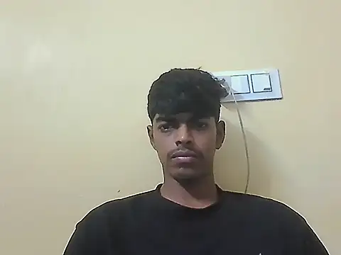 Snapshot of monster_33 chatting on April 22, 2026, 4:52 pm monster 33 online show from April 22, 2026, 4:52 pm