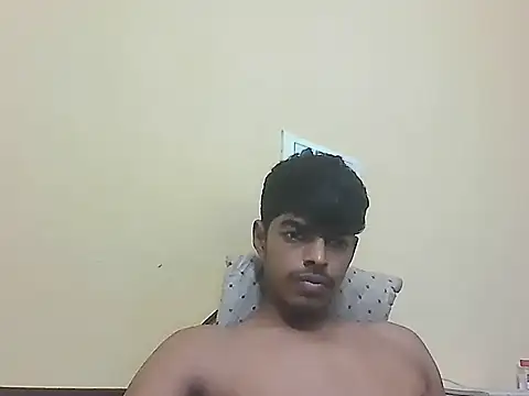 Snapshot of monster_33 chatting on April 26, 2026, 7:50 am monster 33 online show from April 26, 2026, 7:50 am