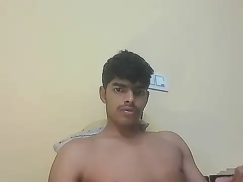 Snapshot of monster_33 chatting on May 1, 2026, 1:59 pm monster 33 online show from May 1, 2026, 1:59 pm