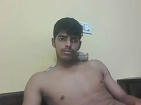 Snapshot of monster_33 chatting on May 5, 2026, 9:50 am monster 33 online show from May 5, 2026, 9:50 am