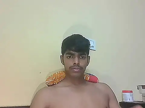 Snapshot of monster_33 chatting on May 7, 2026, 7:14 am monster 33 online show from May 7, 2026, 7:14 am