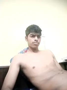 Snapshot of monster_33 chatting on May 11, 2026, 1:39 pm monster 33 online show from May 11, 2026, 1:39 pm