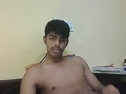 Snapshot of monster_33 chatting on May 12, 2026, 1:19 pm monster 33 online show from May 12, 2026, 1:19 pm