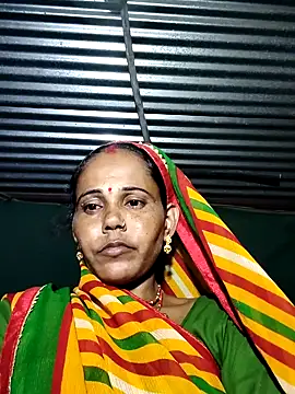 Pooja750 online show from September 12, 2025, 2:17 pm