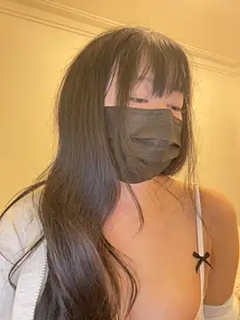 Minnie-2025 online show from December 20, 2025, 5:53 pm