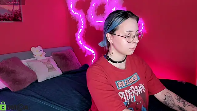 Penny Stanley online show from December 2, 2025, 1:44 am