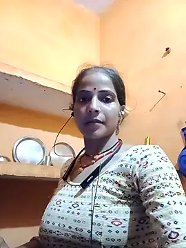 Miss 143 online show from September 22, 2025, 4:25 am