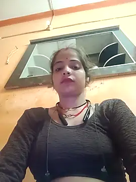 Miss 143 online show from September 23, 2025, 8:56 pm