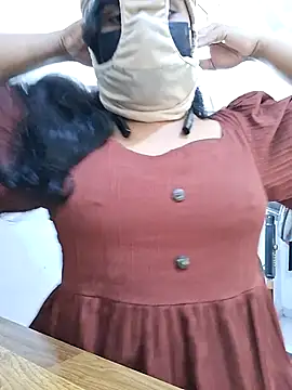 BeautyGirl sara online show from September 21, 2025, 8:05 am