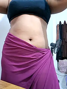 BeautyGirl sara online show from November 2, 2025, 1:46 pm