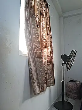 Snapshot of BeautyGirl_sara chatting on July 31, 2026, 8:47 am BeautyGirl sara online show from July 31, 2026, 8:47 am