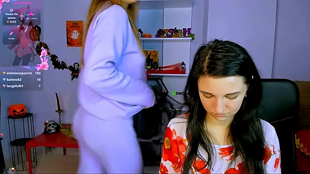 Snapshot of keylas_moan chatting on November 3, 2025, 4:41 pm keylas moan online show from November 3, 2025, 4:41 pm