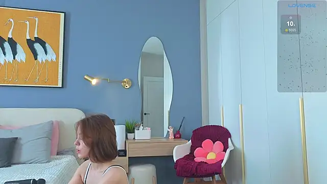 Snapshot of charlottacardi chatting on April 29, 2026, 6:17 am charlottacardi online show from April 29, 2026, 6:17 am
