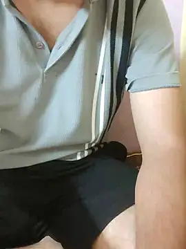 riyamore9623 online show from October 27, 2025, 7:45 am