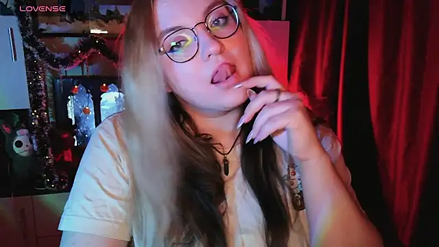 ZayaRush online show from December 15, 2025, 1:59 pm