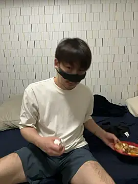 Snapshot of Arista_09 chatting on September 13, 2025, 11:37 pm Arista 09 online show from September 13, 2025, 11:37 pm