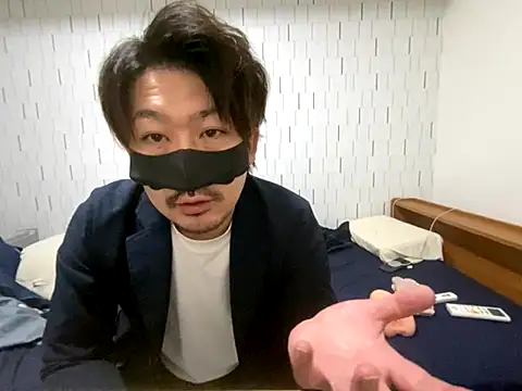 Snapshot of Arista_09 chatting on October 2, 2025, 1:18 pm Arista 09 online show from October 2, 2025, 1:18 pm