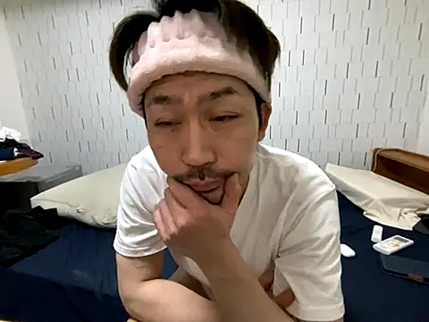 Snapshot of Arista_09 chatting on October 7, 2025, 1:14 am Arista 09 online show from October 7, 2025, 1:14 am