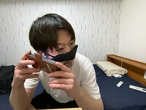 Snapshot of Arista_09 chatting on October 7, 2025, 2:36 pm Arista 09 online show from October 7, 2025, 2:36 pm