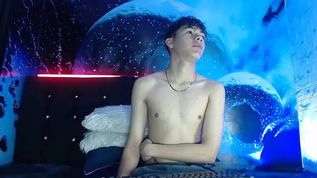 SemerHott online show from November 6, 2025, 1:45 pm