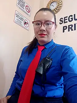 Snapshot of Hannah-colx chatting on October 12, 2025, 2:49 pm Hannah-colx online show from October 12, 2025, 2:49 pm