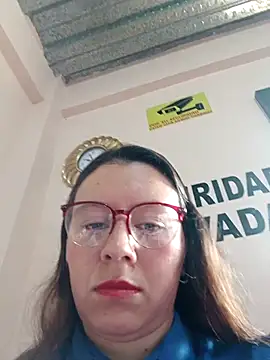 Snapshot of Hannah-colx chatting on October 30, 2025, 1:56 pm Hannah-colx online show from October 30, 2025, 1:56 pm