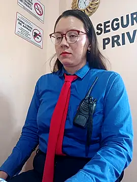 Snapshot of Hannah-colx chatting on November 7, 2025, 5:24 pm Hannah-colx online show from November 7, 2025, 5:24 pm