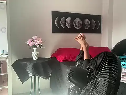 Snapshot of sexycalipso chatting on September 17, 2025, 1:46 pm sexycalipso online show from September 17, 2025, 1:46 pm