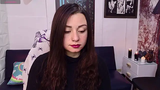 Snapshot of Eva_Roussell chatting on May 9, 2026, 2:55 pm Eva Roussell online show from May 9, 2026, 2:55 pm