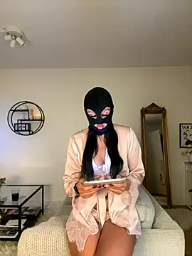swedishbaddie online show from September 20, 2025, 5:47 pm