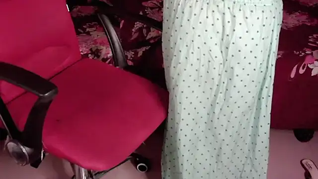 Snapshot of Sexy_Ara__Baby chatting on October 9, 2025, 6:06 pm Sexy Ara Baby online show from October 9, 2025, 6:06 pm