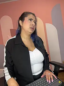 ValeryBoobs1 online show from April 7, 2026, 12:49 pm